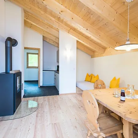 Huetterhof Farm stay *